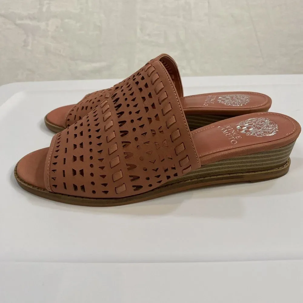 Vince‎ Camuto Leather Wedge Slide Wide Sandals Sushi 8 Wide NWOT